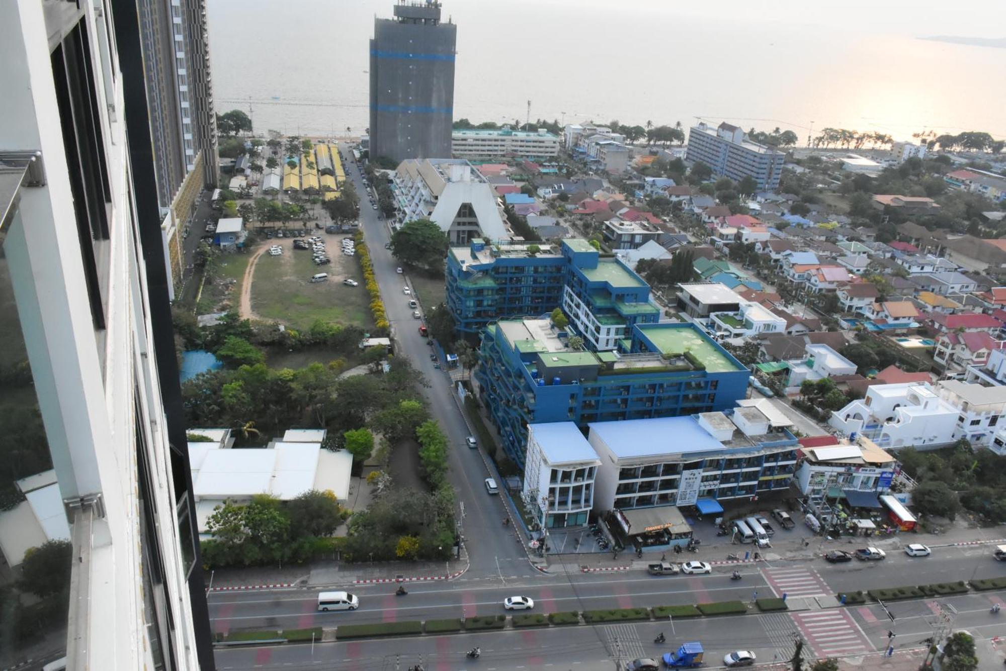 Dusit Grand Condo View Pantai Jomtien Bilik gambar