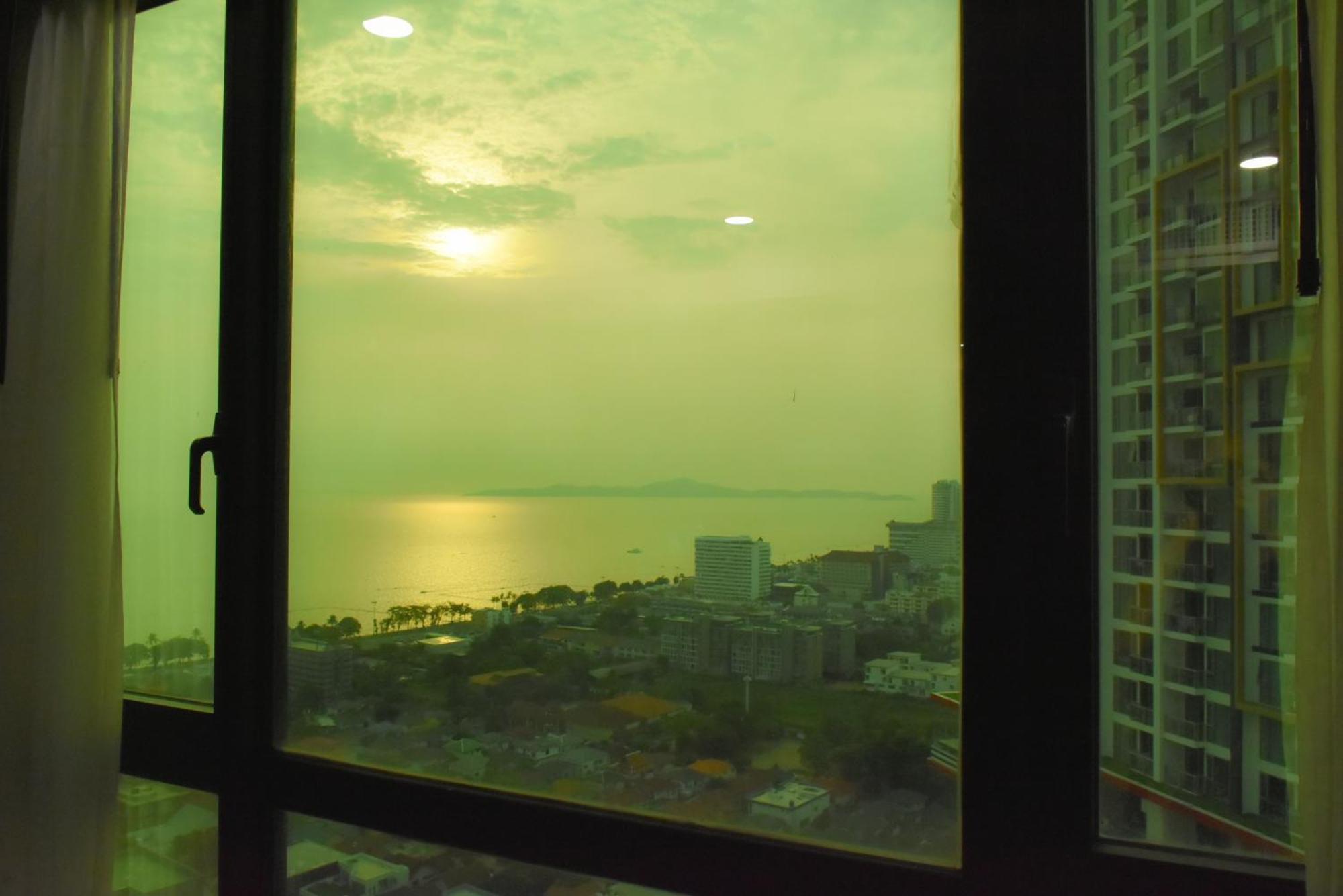 Dusit Grand Condo View Pantai Jomtien Bilik gambar
